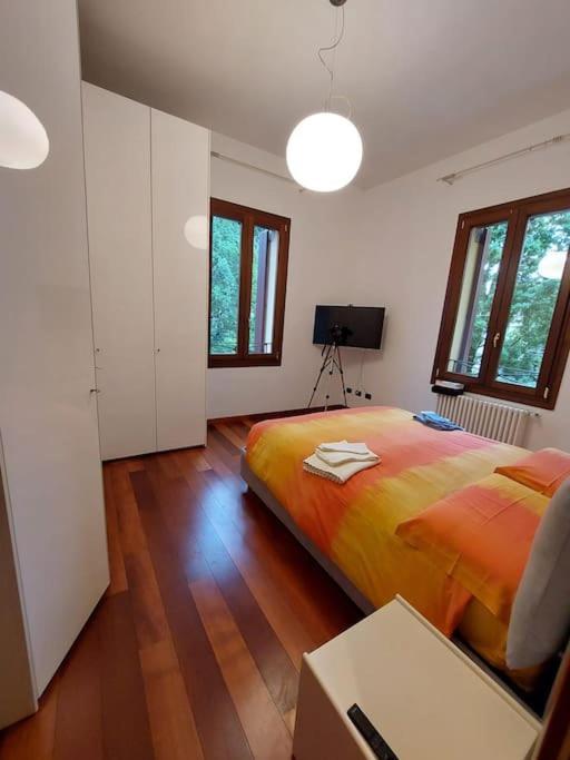 Appartamento Le Palme - Elegante E Moderno Con Garage Privato Padova