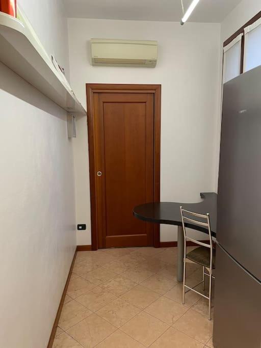 Appartamento Le Palme - Elegante E Moderno Con Garage Privato