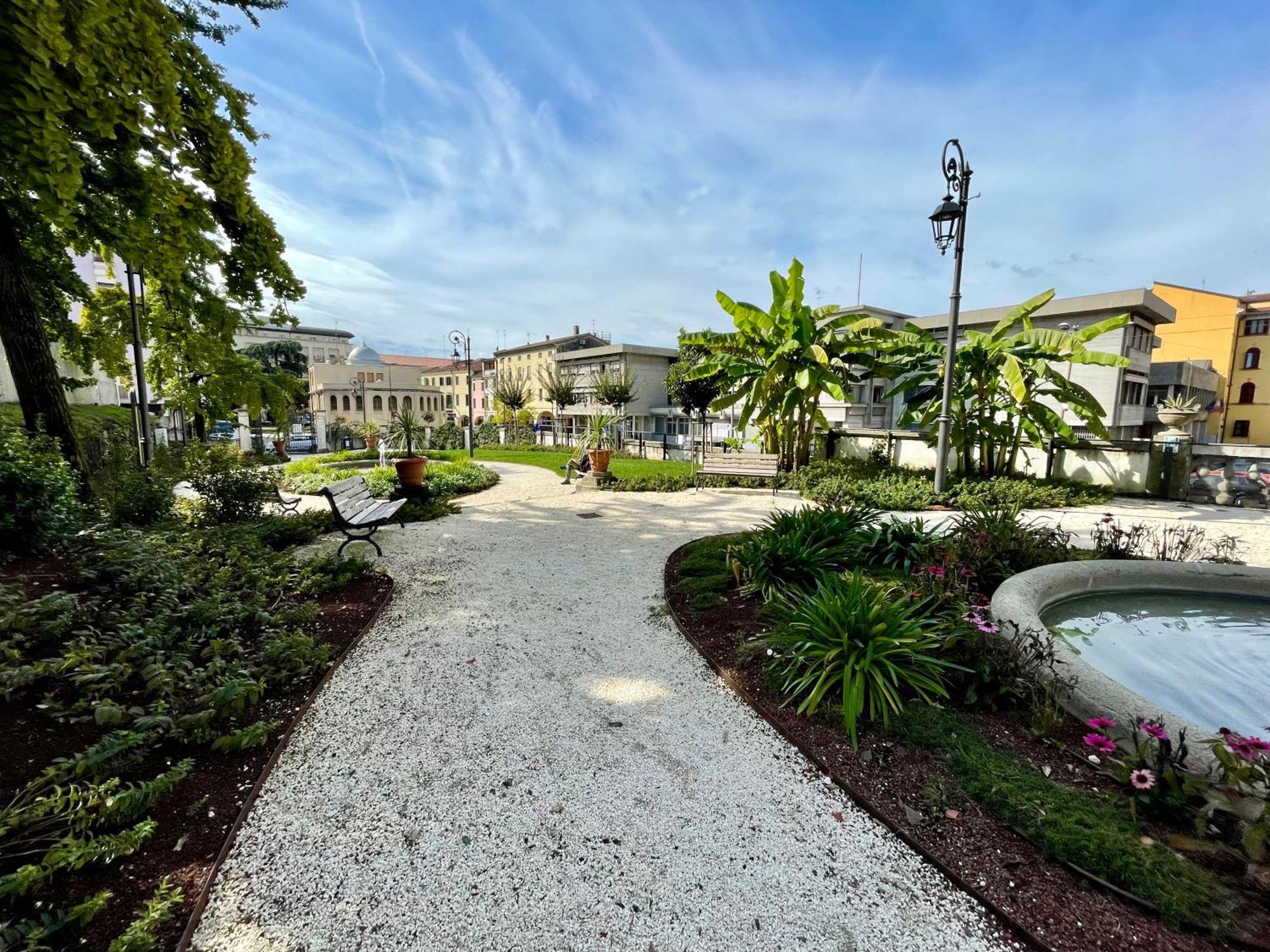 Le Palme - Elegante E Moderno Con Garage Privato * Padova